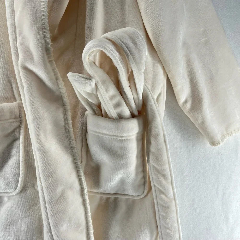 Pottery Barn Robe Womens Size Small Plush Fleece Lined Shawl Wrap Belted Ivory - Picture 4 of 12